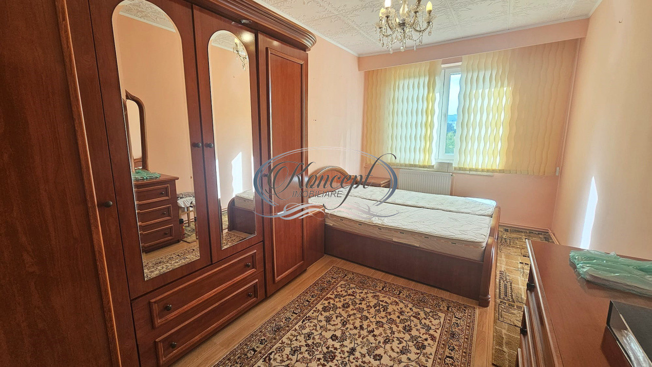 Apartament de vanzare cu balcon si centrala proprie in cartierul Gheorgheni