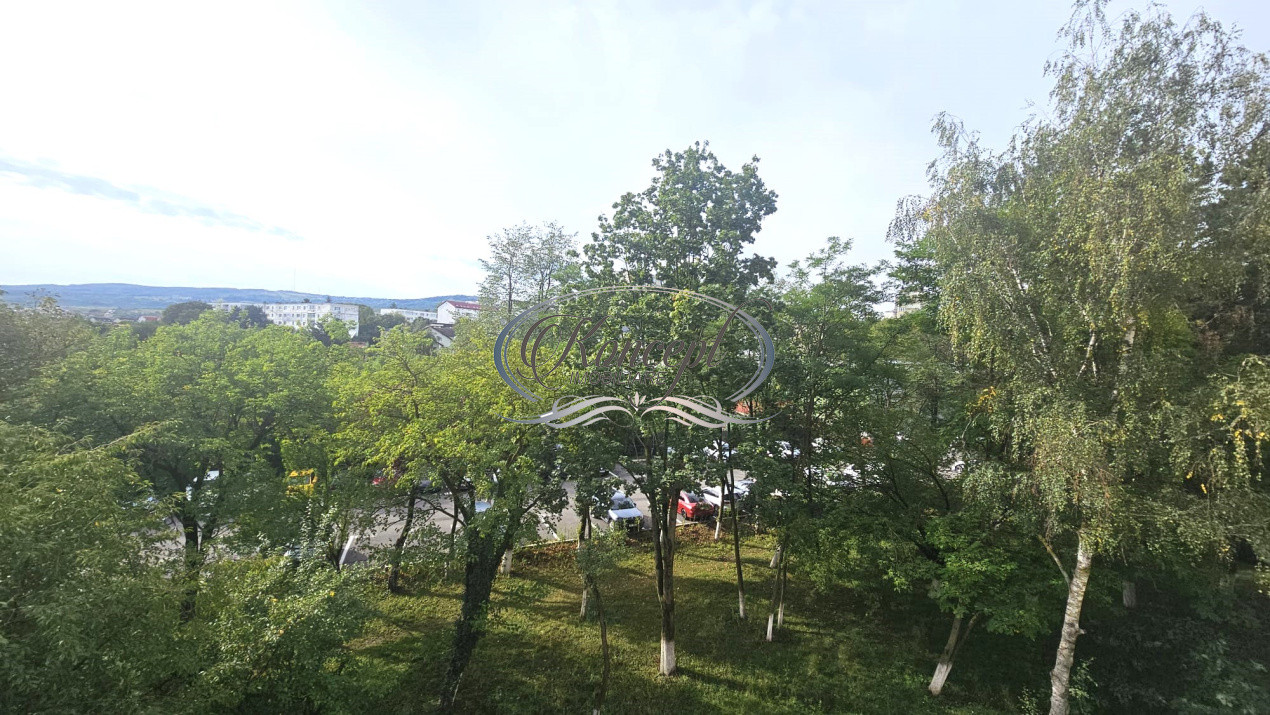 Apartament de vanzare cu balcon si centrala proprie in cartierul Gheorgheni
