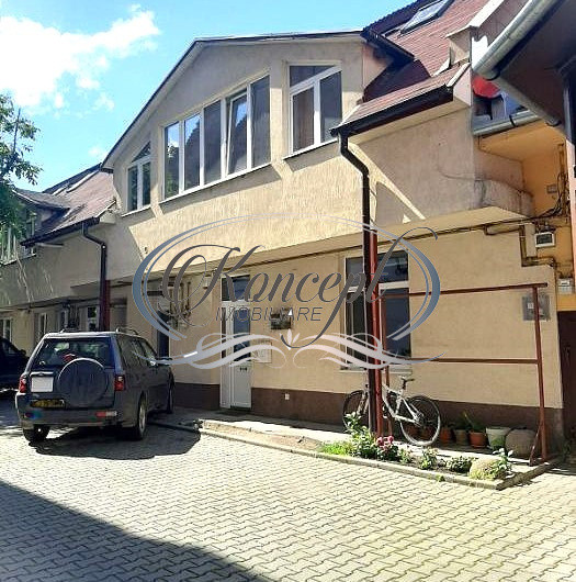 Inchiriere apartament cu mansarda si parcare in curte pe strada Decebal