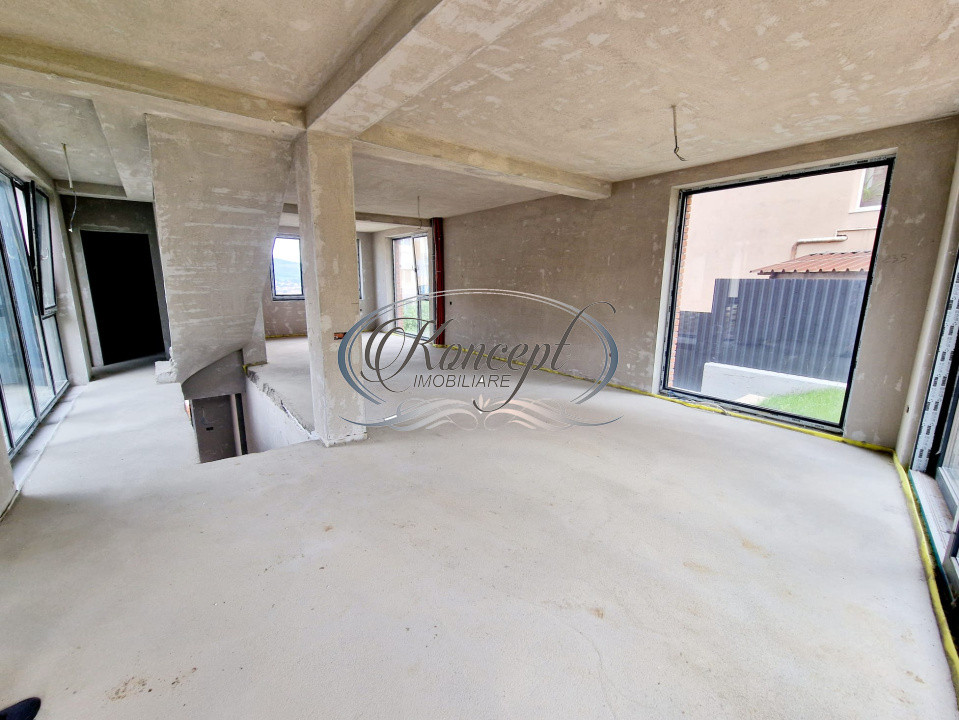 Proprietate premium cu curte amenajata si vedere panoramica, Gruia