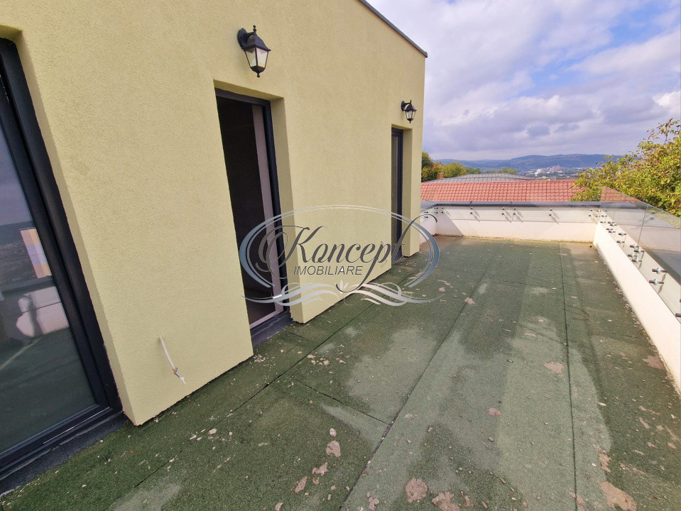 Proprietate premium cu curte amenajata si vedere panoramica, Gruia