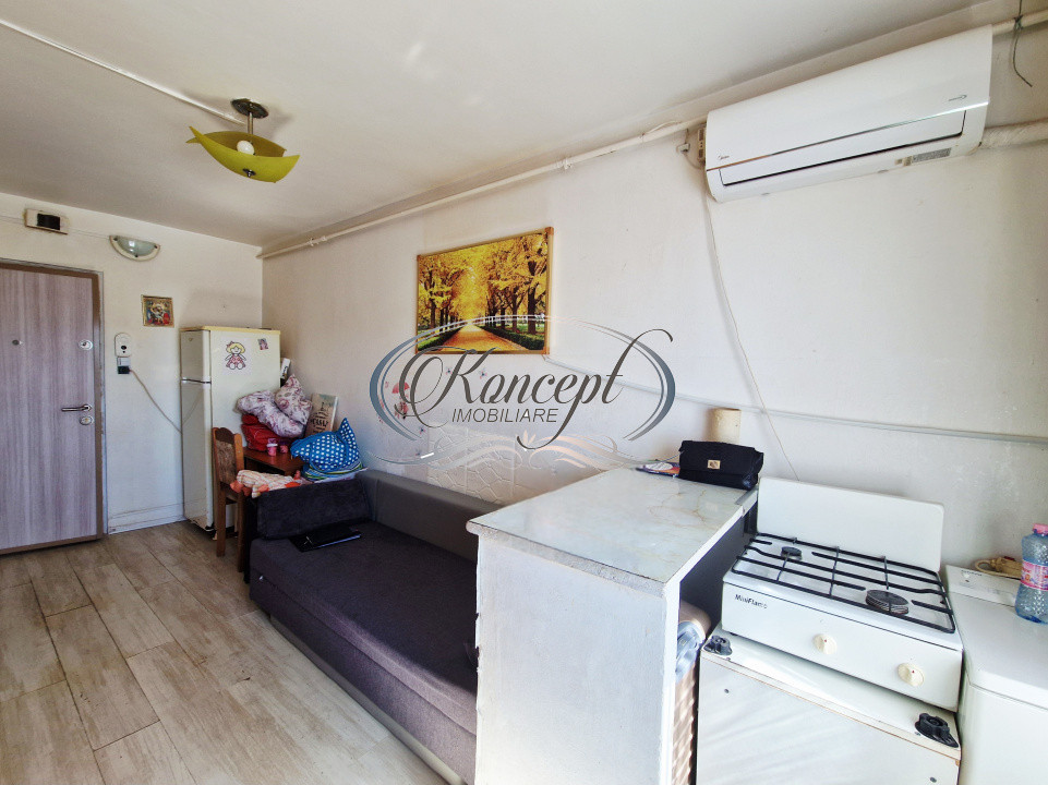 Garsoniera cu orientare sud si finisaje clasice in cartierul Intre Lacuri 