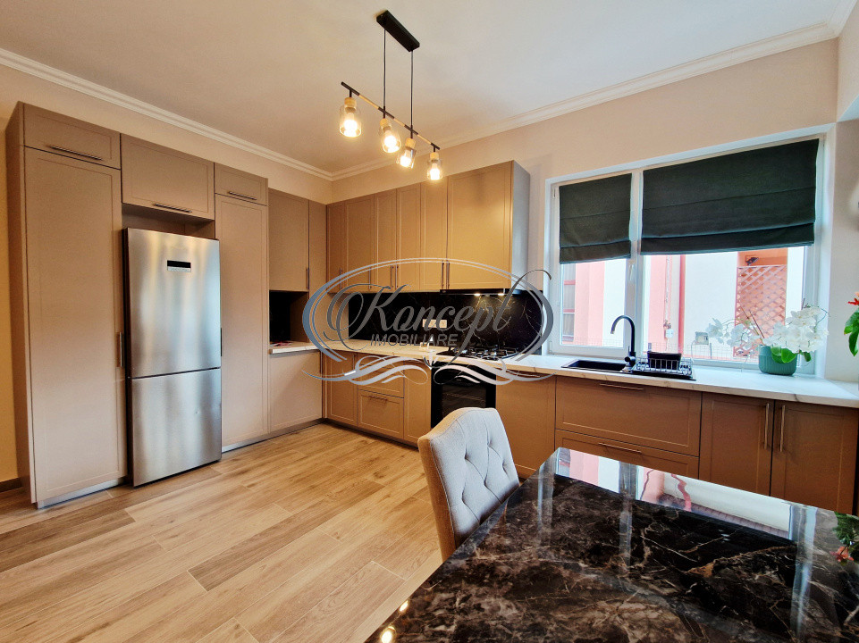 Apartament cu acces stradal si curte privata in Someseni, Cluj
