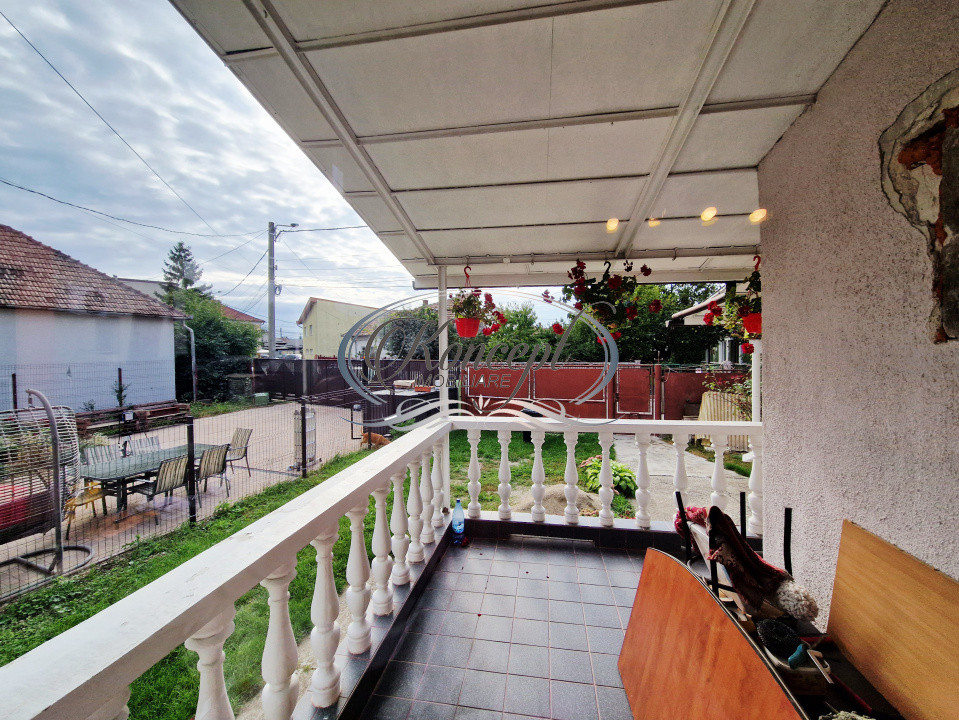 Apartament cu acces stradal si curte privata in Someseni, Cluj