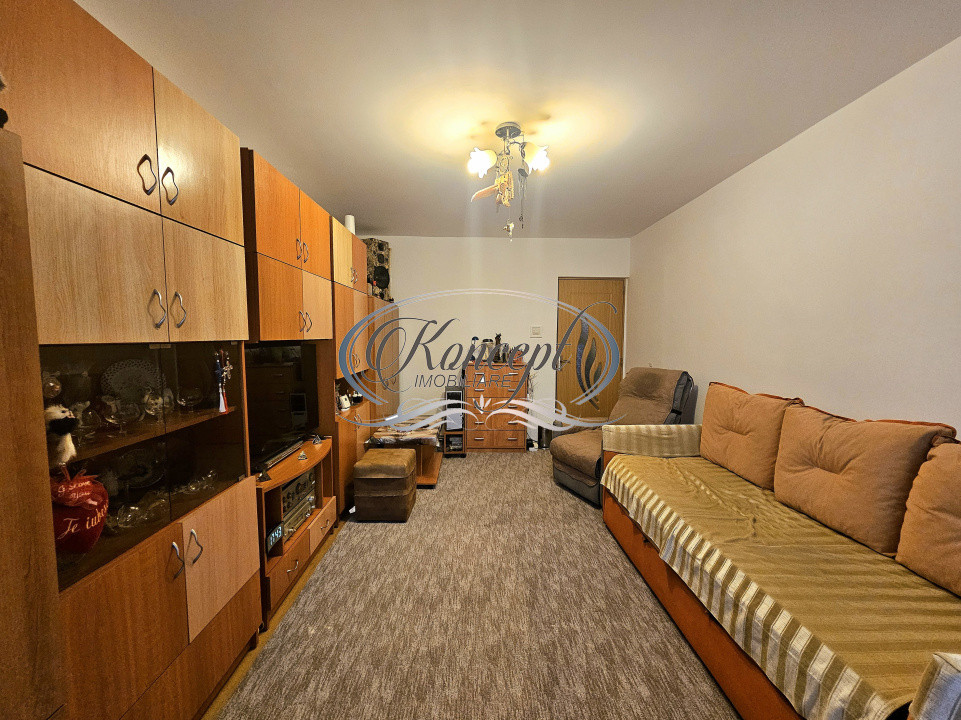 Apartament cu balcon inchis si centrala proprie in cartierul Intre Lacuri