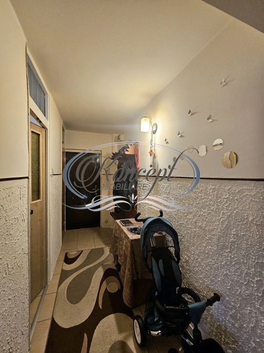 Apartament cu balcon inchis si centrala proprie in cartierul Intre Lacuri