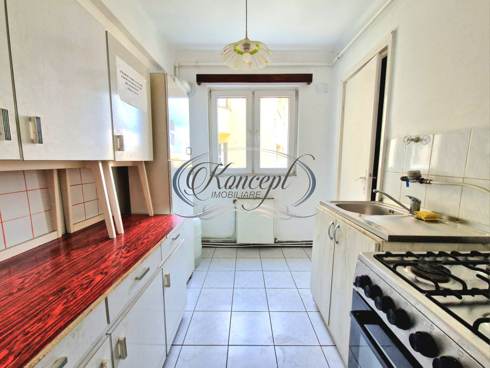 Apartament cu garaj si curte interioara pe strada Horea