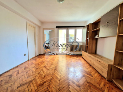 Apartament cu garaj si curte interioara pe strada Horea