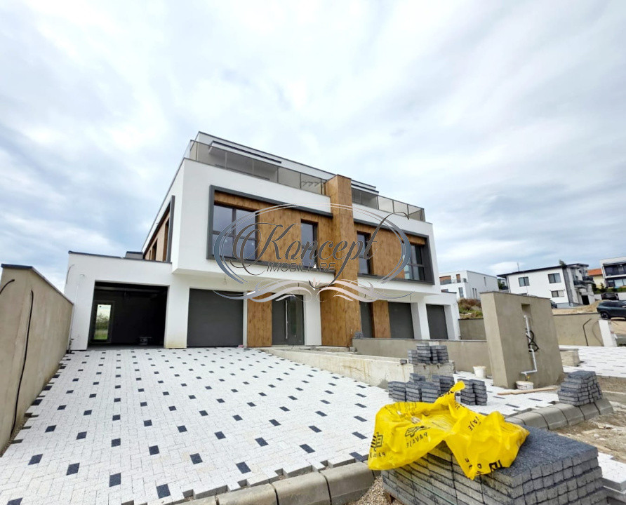 Duplex premium cu terasa rooftop si garaj in Voronet