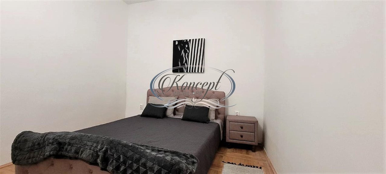 Apartament la curte Piata MIhai Viteazul