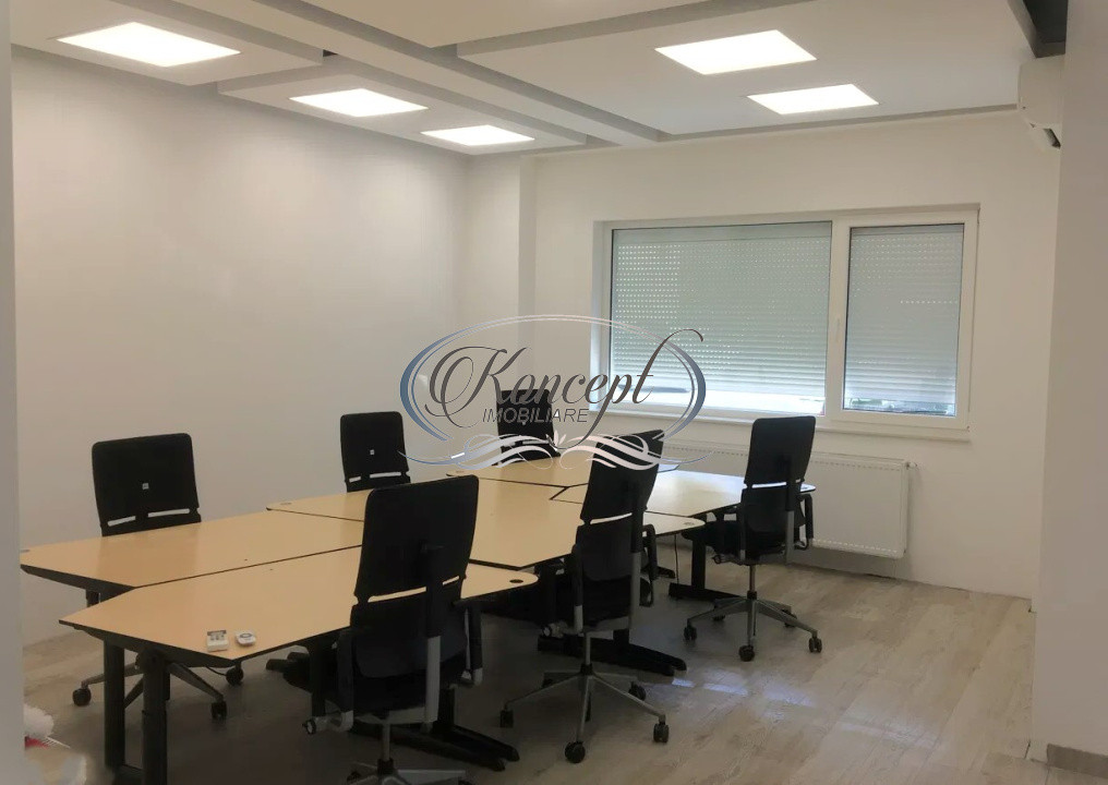 Spatiu birou finisat, semicentral, cu terasa si dotari tehnice premium