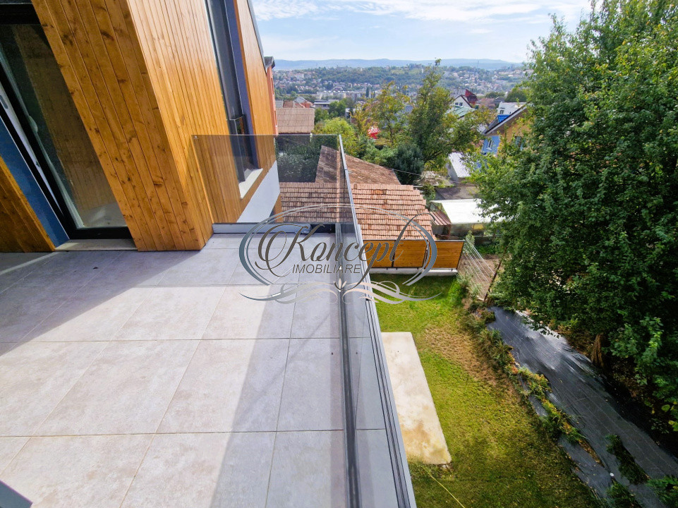 Duplex deosebit si eficient termic situat in Dambul Rotund