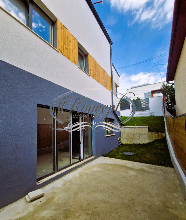 Duplex deosebit si eficient termic situat in Dambul Rotund