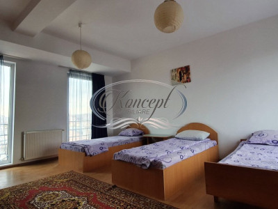 Apartament decomandat la etaj intermediar