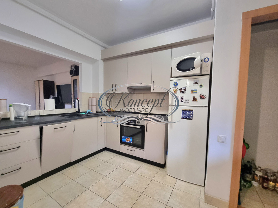 Apartament cu spatii generoase si acces facil, zona Semicentrala