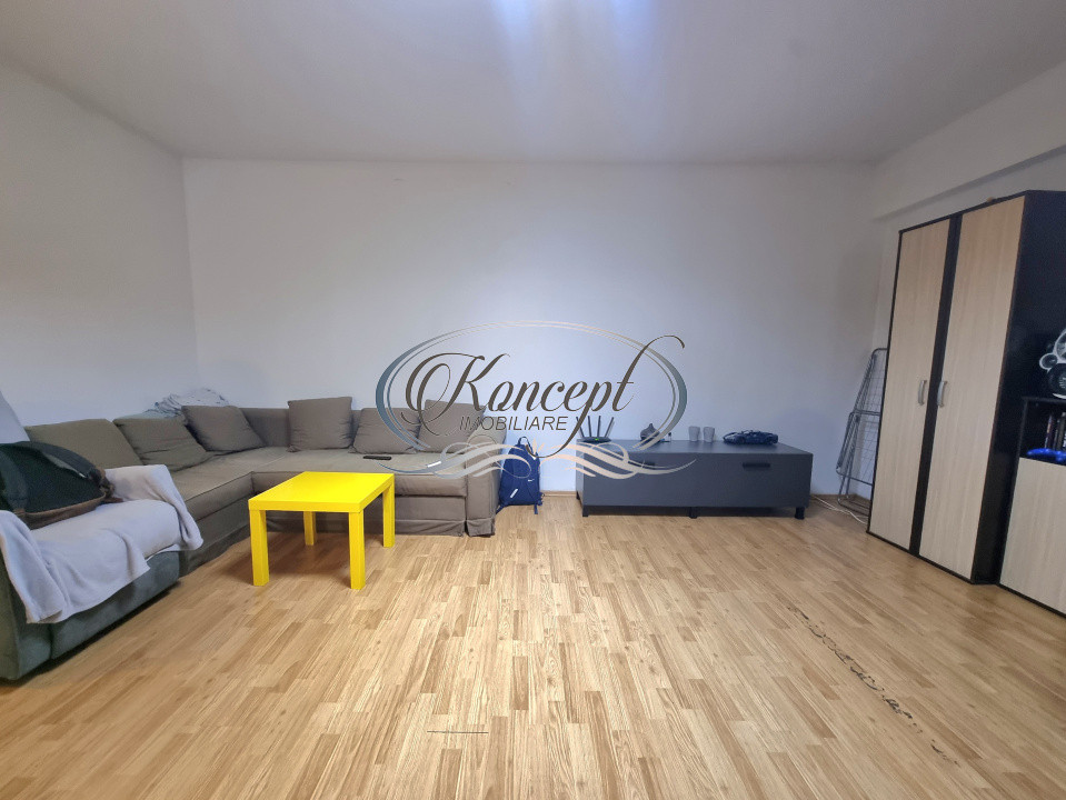 Apartament cu spatii generoase si acces facil, zona Semicentrala
