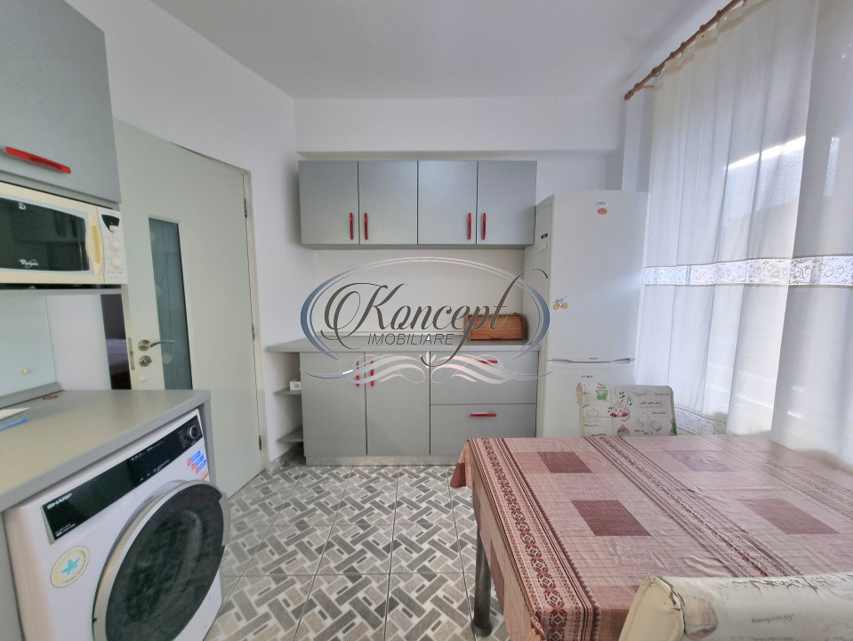 Apartament luminos, cu balcon, in cartierul Borhanci