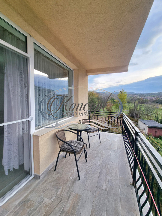 Apartament luminos, cu balcon, in cartierul Borhanci