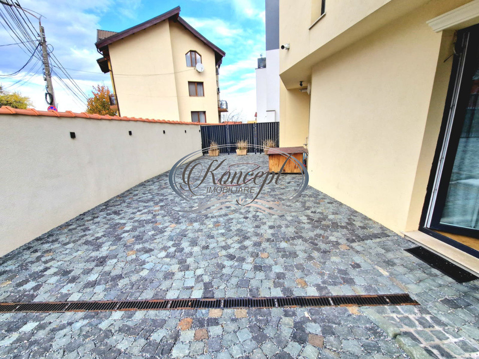 Casa pet friendly cu curte privata in Andrei Muresanu