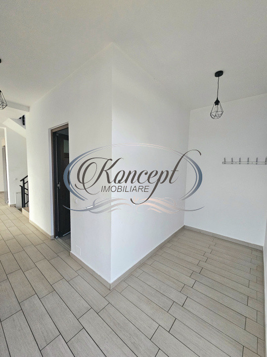 Duplex modern pe 3 niveluri cu incalzire in pardoseala, Someseni