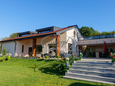 Casa unicat cu panorama si teren generos in Feleac