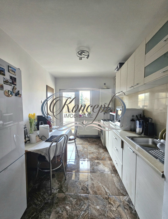 Apartament modern cu balcon spatios pe strada Louis Pasteur