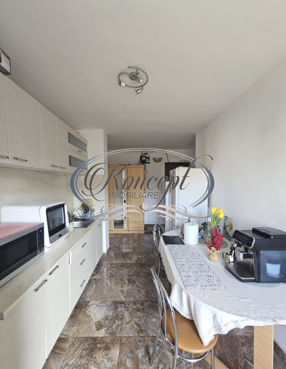 Apartament modern cu balcon spatios pe strada Louis Pasteur