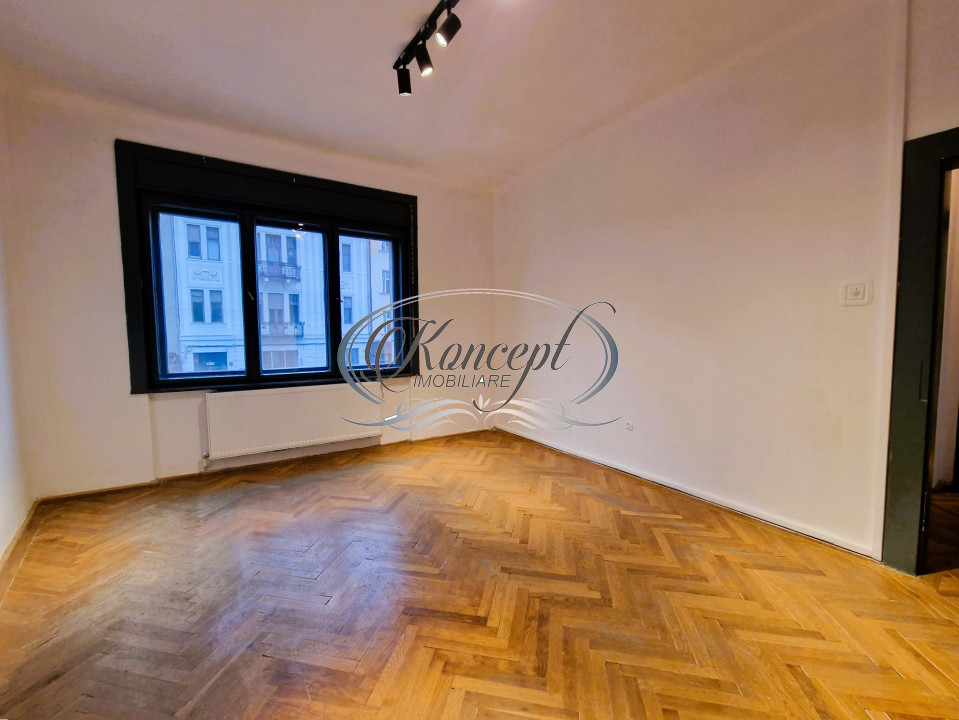 Apartament central cu farmec istoric pe Bulevardul Eroilor