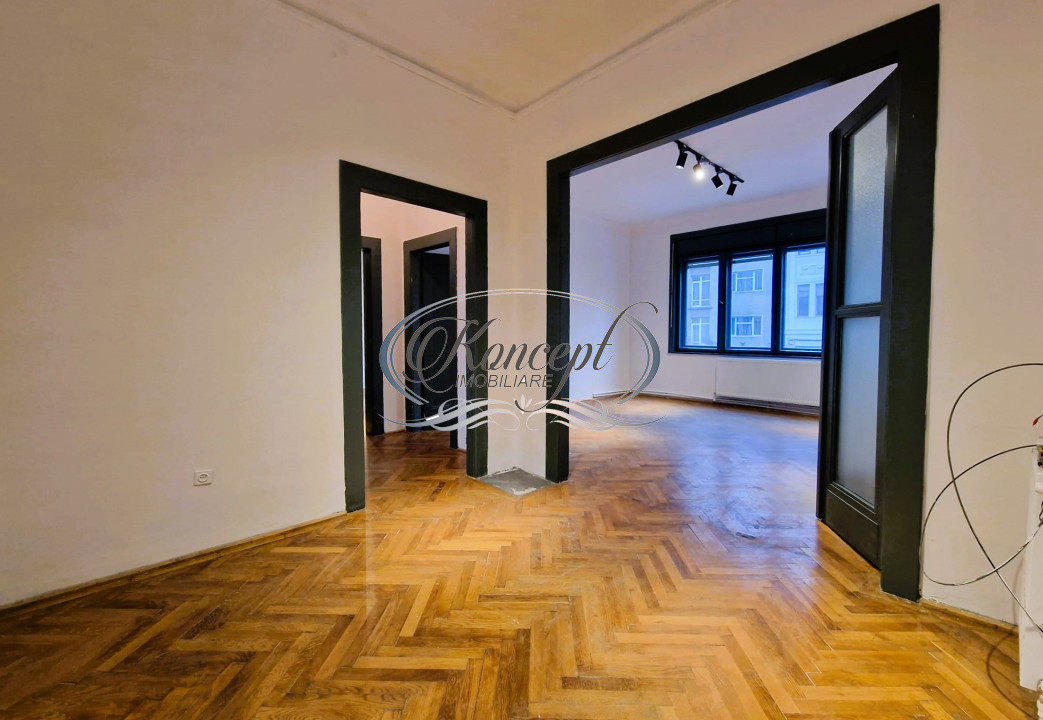 Apartament central cu farmec istoric pe Bulevardul Eroilor