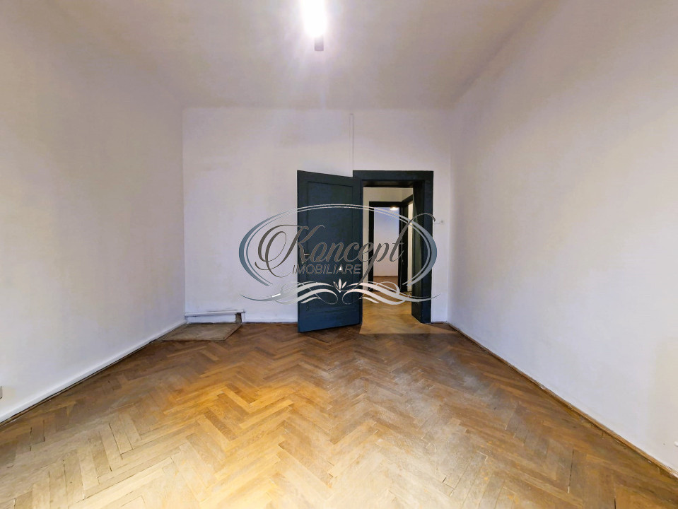 Apartament central cu farmec istoric pe Bulevardul Eroilor
