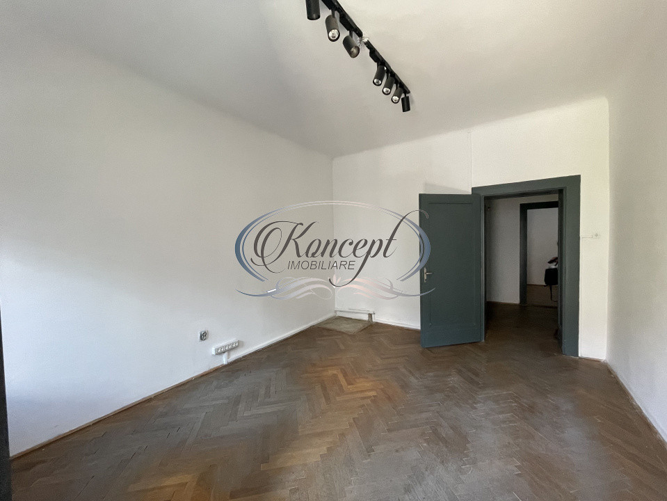 Apartament central cu farmec istoric pe Bulevardul Eroilor