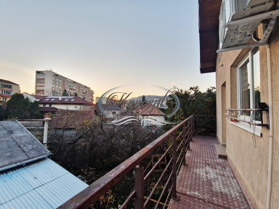 Spatiu de birouri compartimentat in casa P+E, zona Grigorescu