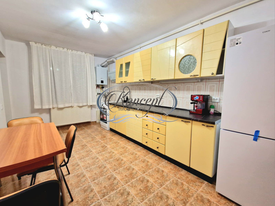 Locuinta luminoasa cu 4 camere si garaj automatizat in Zorilor