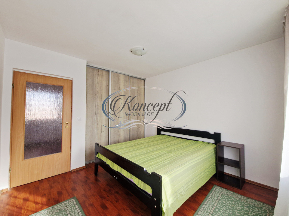 Casa confortabila cu terasa, balcon generos si zona de relaxare, zona Campului