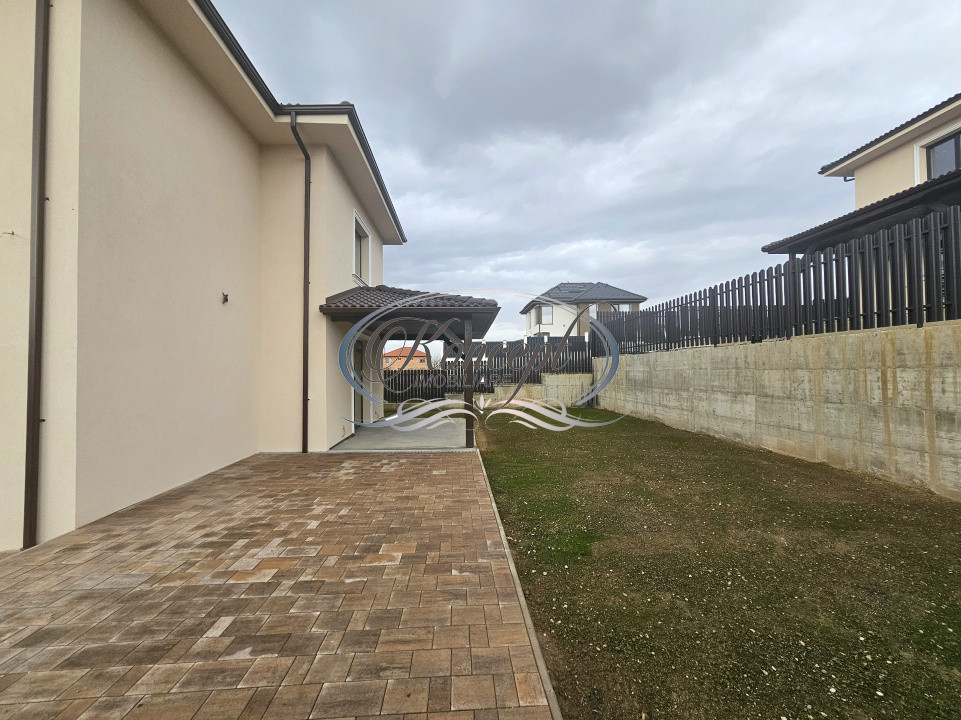 Duplex spatios cu acces rapid spre Cluj, la intrare in Chinteni