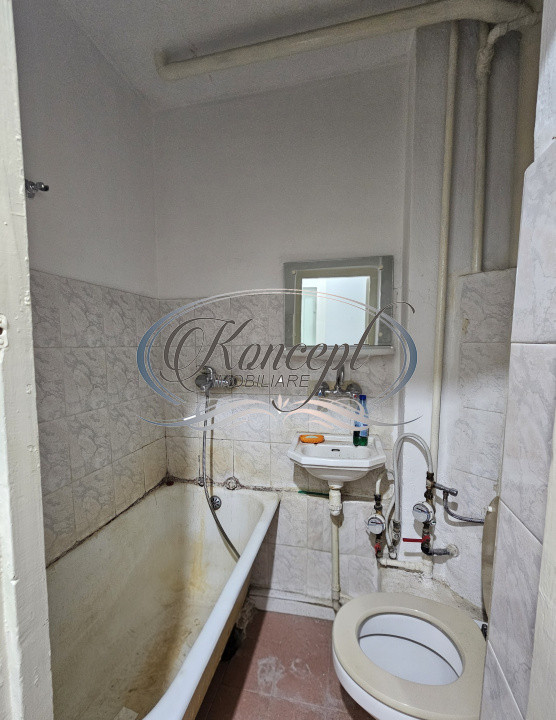 Apartament cu potential, etaj intermediar, strada Busteni