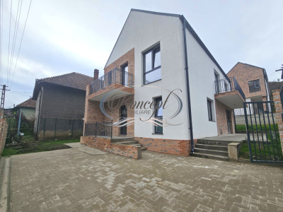 Locuinta moderna in Tauti, ansamblu restrans si zona linistita