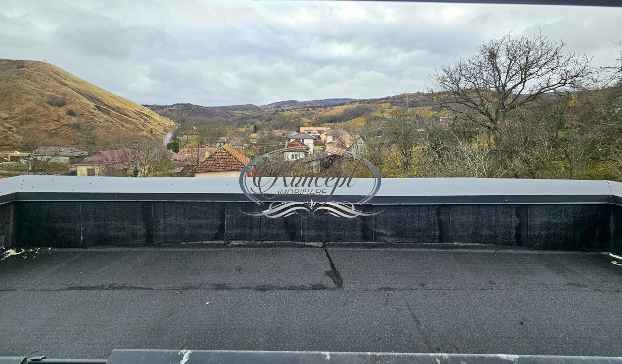 Locuinta spatioasa in ansamblu restrans din Tauti