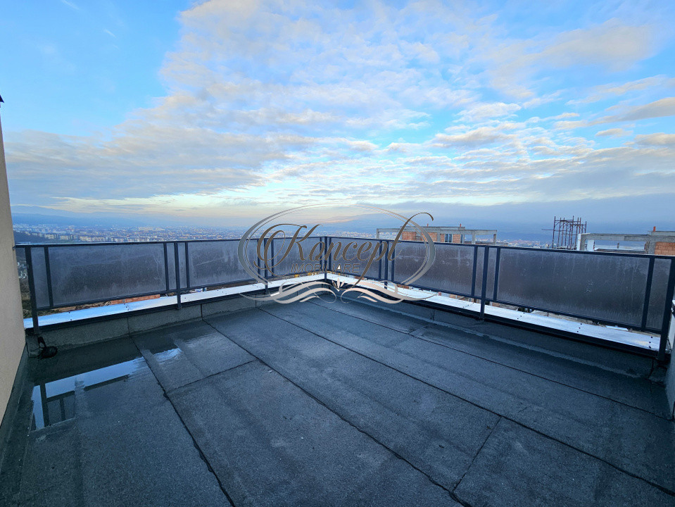 Duplex cu arhitectura moderna si curte privata in Floresti