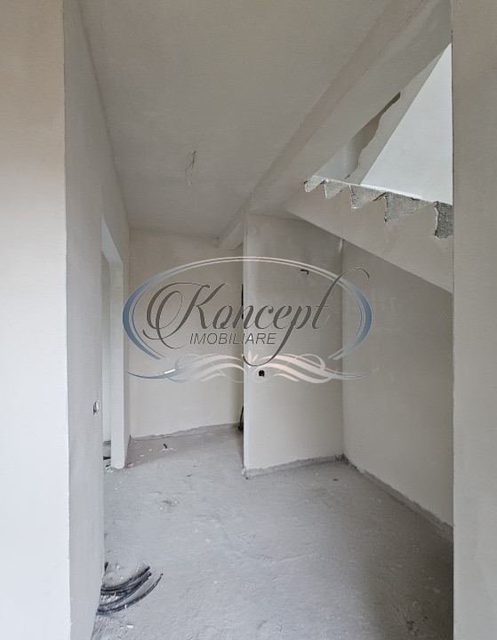 Duplex cu arhitectura moderna si curte privata in Floresti