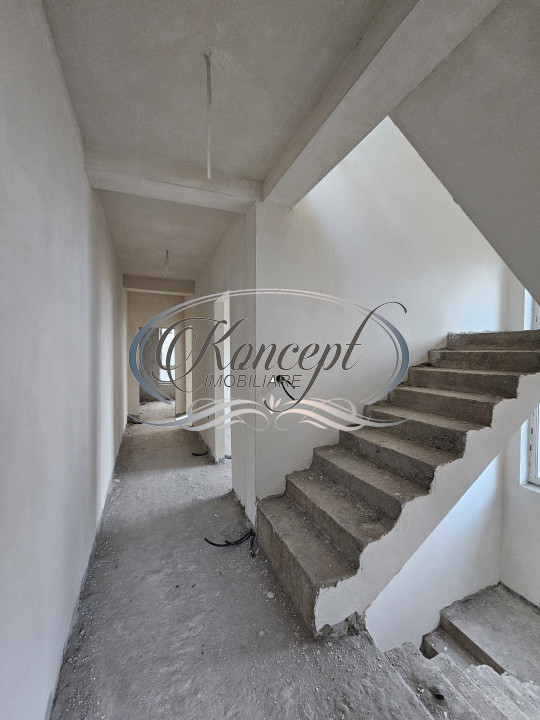 Duplex cu arhitectura moderna si curte privata in Floresti