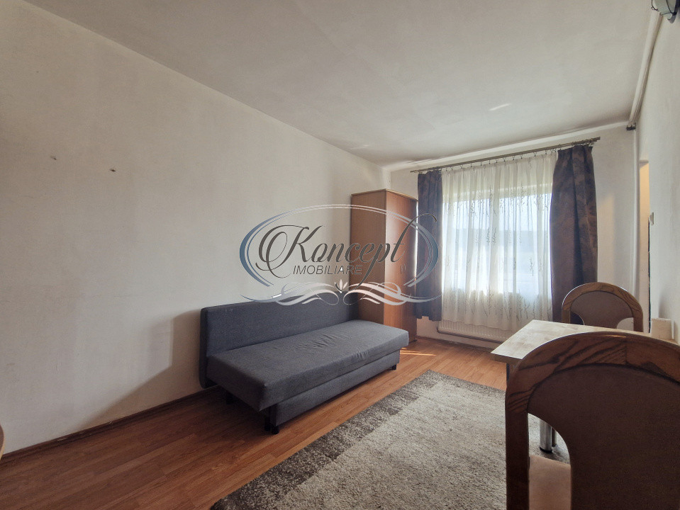 Garsoniera luminoasa cu bucatarie separata, centrala proprie in Dambul Rotund