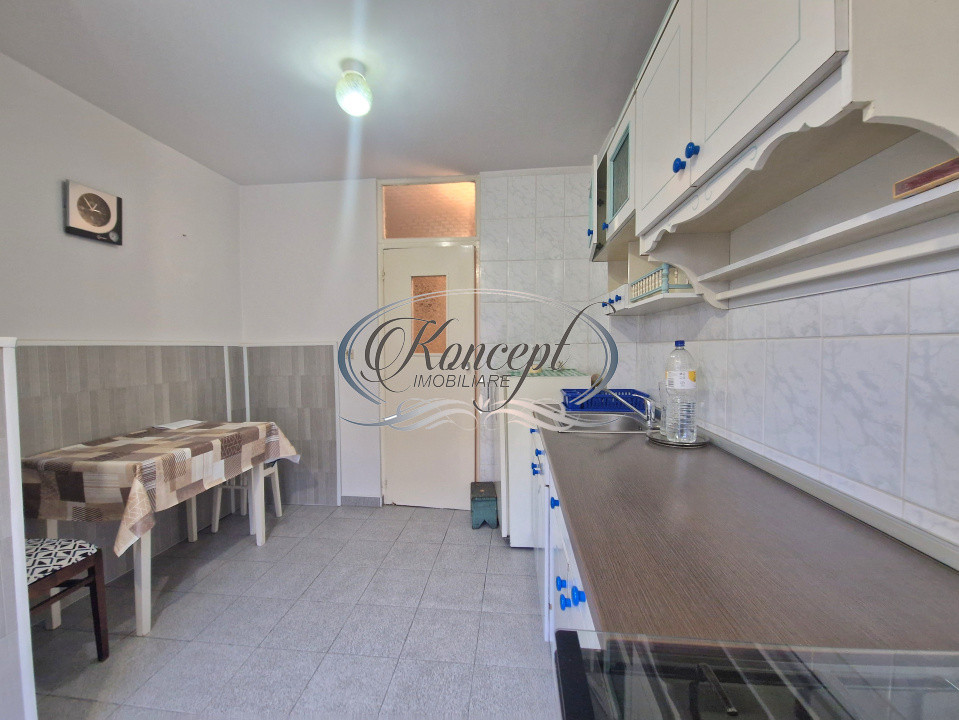 Apartament decomandat cu 2 balcoane in Intre Lacuri