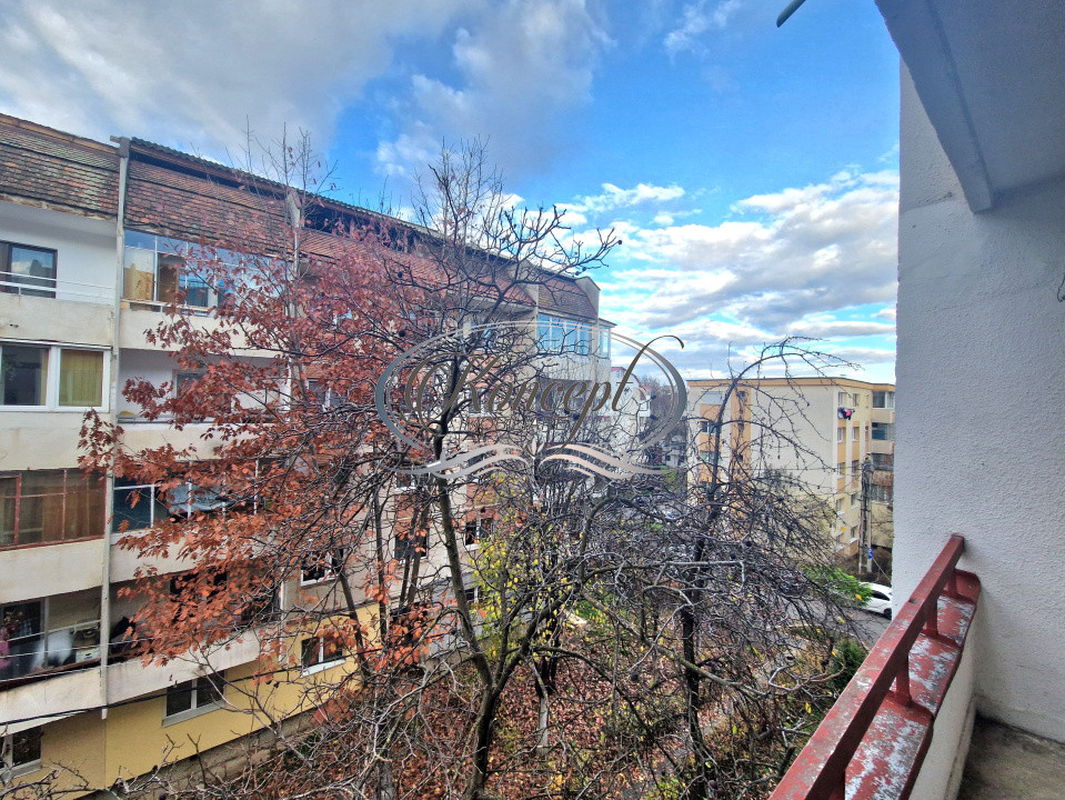 Apartament decomandat cu 2 balcoane in Intre Lacuri