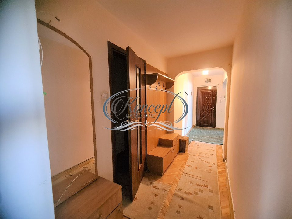 Apartament cu 4 camere decomandate, in Manastur