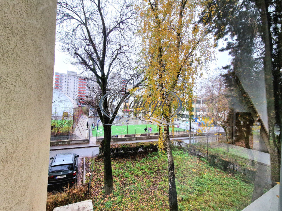 Apartament modern cu parcare si balcon inchis in apropierea scolilor, Manastur