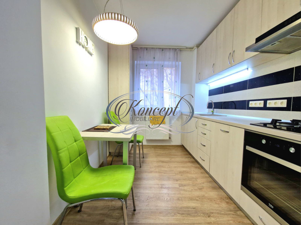 Apartament modern cu parcare si balcon inchis in apropierea scolilor, Manastur