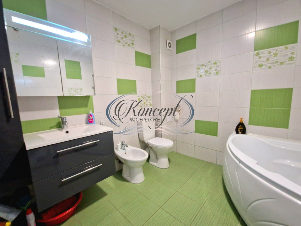 Apartament cu gradina privata si terasa in zona Campului