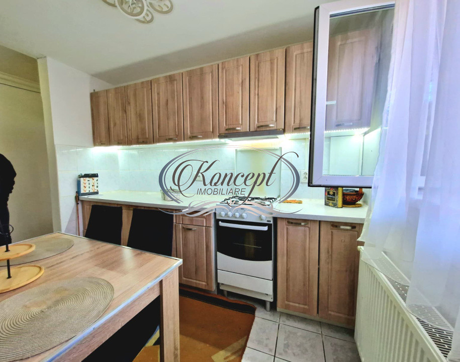 Apartament luminos in zona semicentrala