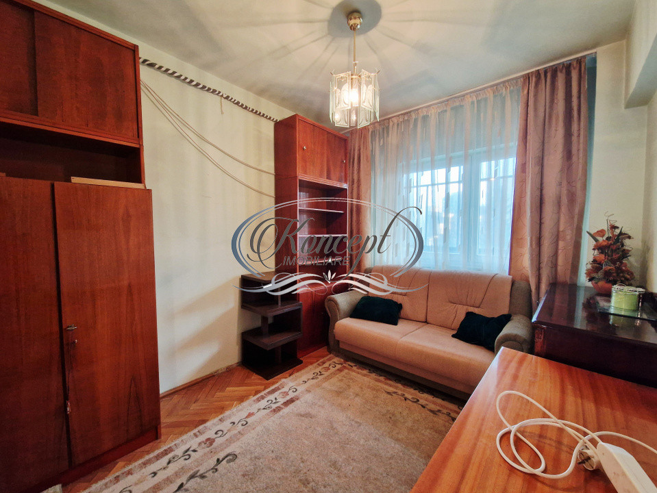 Apartament spatios, luminos cu 2 balcoane inchise in Manastur, zona Big